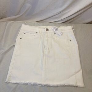 American Eagle Womens Size 6 White Denim Skirt Hi Rise Mini Super Stretch NEW AE